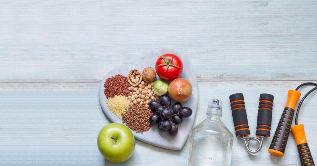 Noten, fruit, groenten, touwen